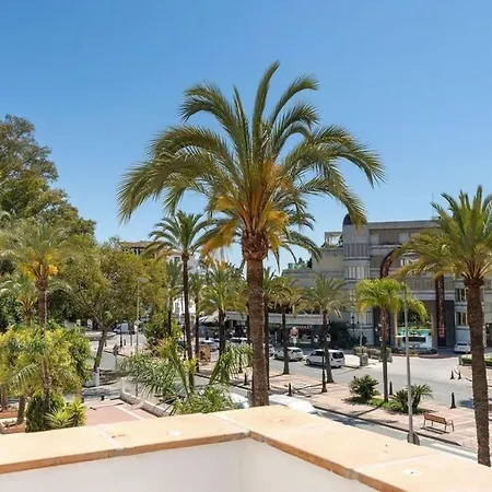 Stylish 1 Bedroom In Puerto Banus דירה *