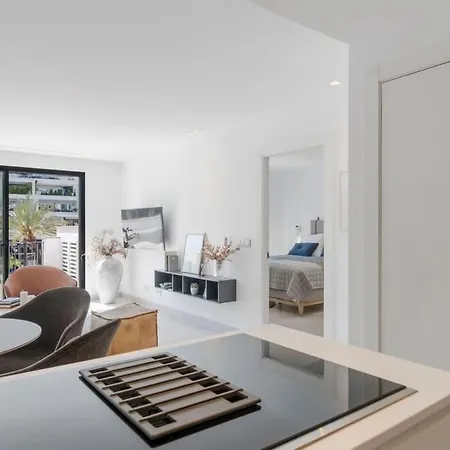 Stylish 1 Bedroom In Puerto Banus *