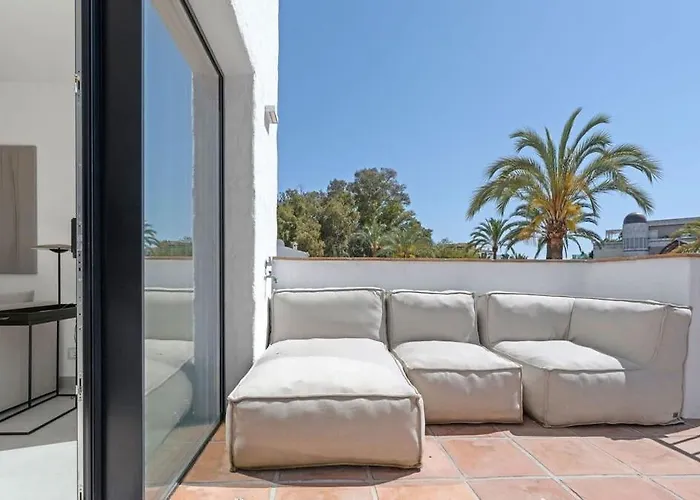 Апартаменти Stylish 1 Bedroom In Puerto Banus *